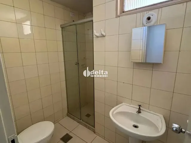 Imagem 10: Apartamento com 2 Quartos, Disponível para Locação no Bairro Centro em Uberlândia-Mg