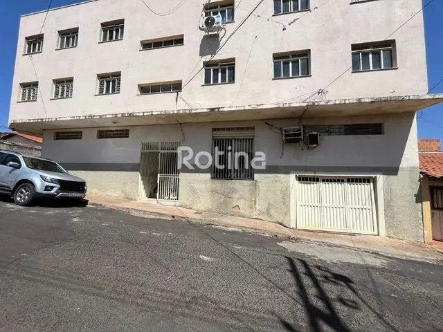 Imagem: Apartamento para Alugar, 3 Quartos, Bom