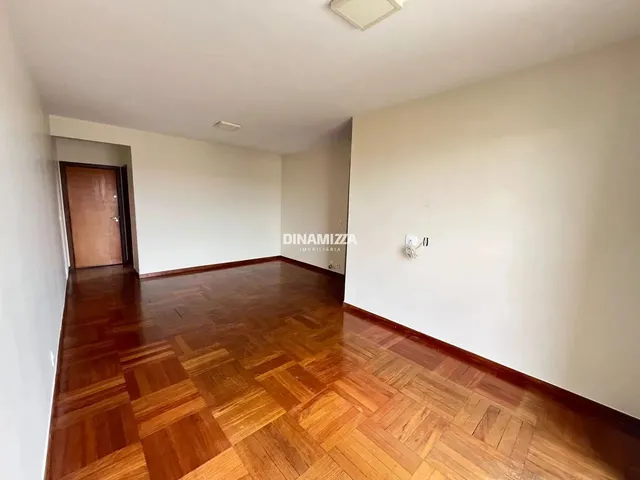 Imagem: Apartamento com 4 Quartos, Suíte, Sacada