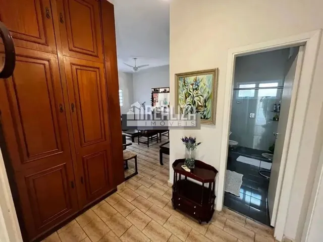 Imagem 8: Casa com 4 Quarto(S) e 3 Banheiro(S) para Alugar, 239 M² por R$ 6178 / Mês