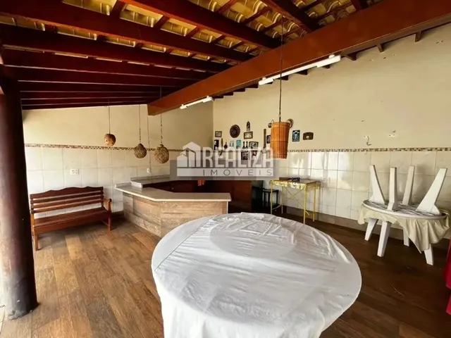 Imagem 6: Casa com 4 Quarto(S) e 3 Banheiro(S) para Alugar, 239 M² por R$ 6178 / Mês