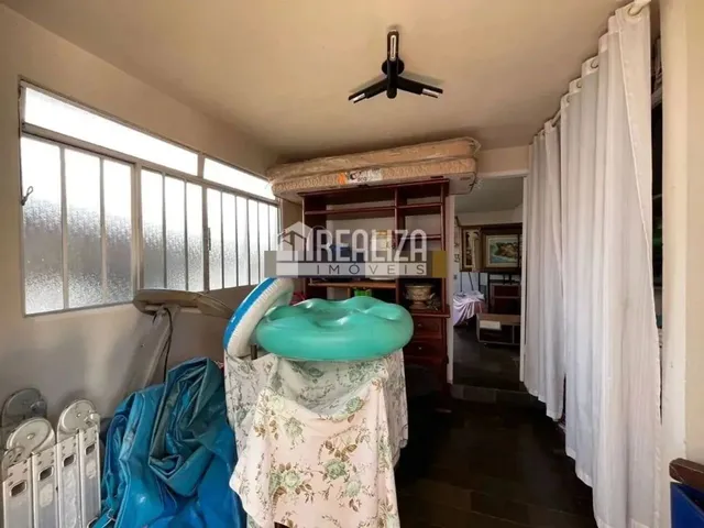 Imagem 11: Casa com 4 Quarto(S) e 3 Banheiro(S) para Alugar, 239 M² por R$ 6178 / Mês