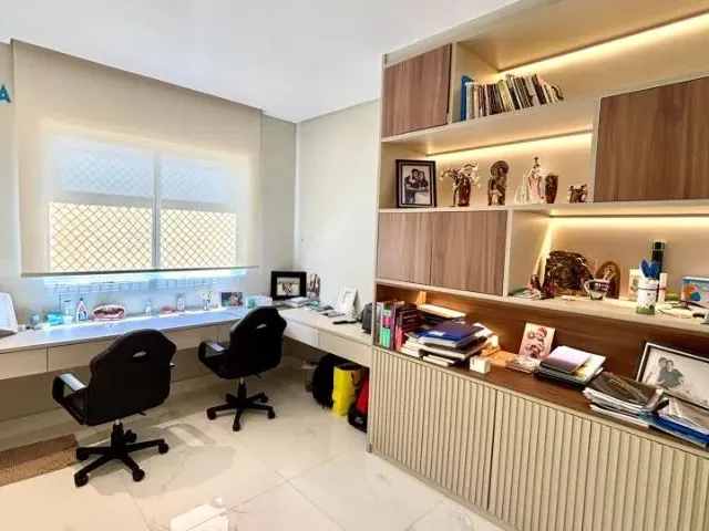 Imagem 15: Casa no Alphaville com 4 Quartos Sendo 3 Suítes