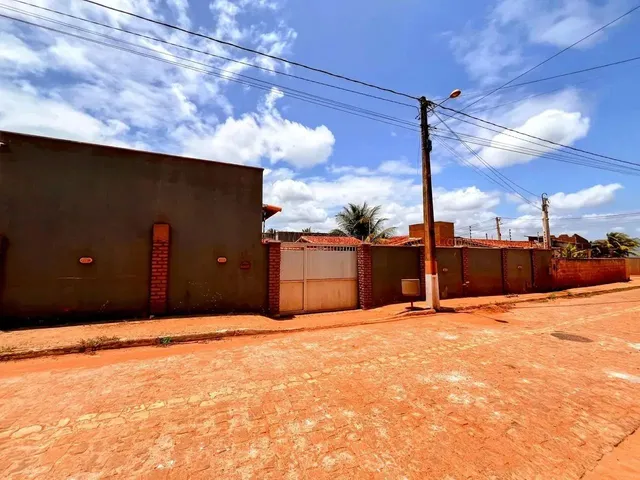 Imagem: Casa com 5 Quartos a Venda no Centro de
