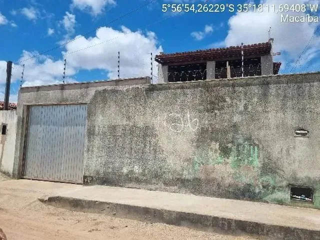 Imagem: A casa possui 2 Dormitórios, 1 Banheiro, 1 Vaga na