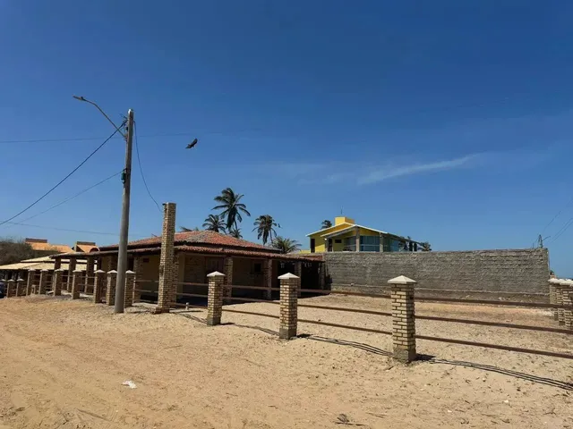 Imagem: Vende-Se Casa À Beira-Mar na Praia de Gado