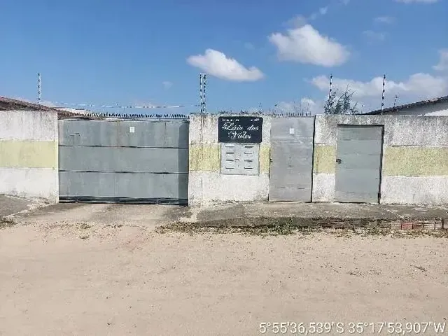 Imagem: A casa possui 2 Dormitórios, 1 Banheiro, 60m² de Área,