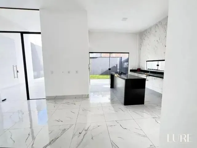 Imagem: Casa Diferenciada! 200 Metros Quadrados