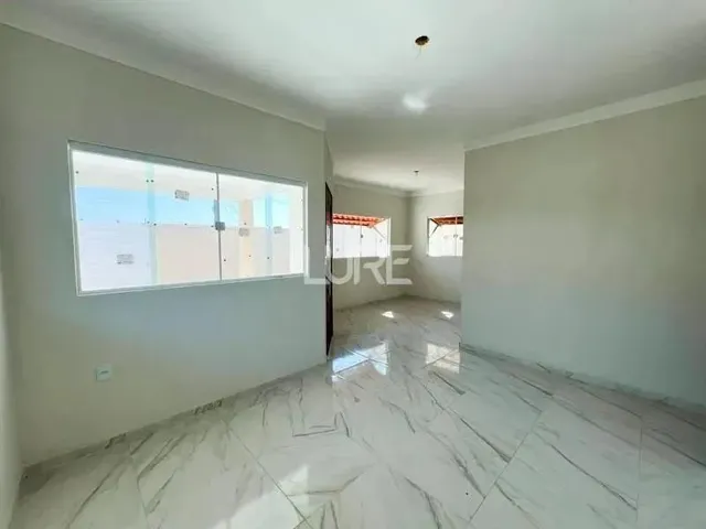 Imagem: Casa Novíssima! 200M - 3 Quartos em Parque