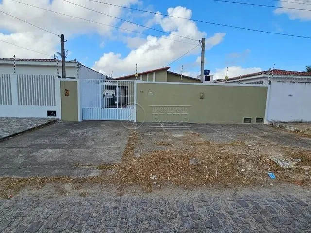 Imagem 7: Casa com 4 Quartos para Venda na Cohabinal