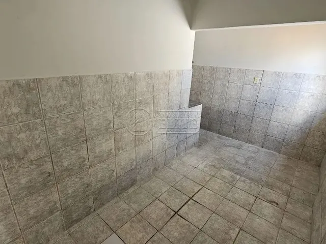 Imagem 12: Casa com 4 Quartos para Venda na Cohabinal