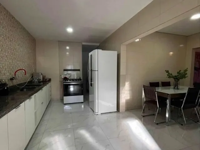 Imagem 8: Casa em Nova Parnamirim com Piscina e 3 Quartos a Venda