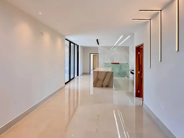 Imagem 7: Casa Térrea no Cond. Alphaville - Lado Pium, Três Suítes - 254 M2 - R$1.890.000,00