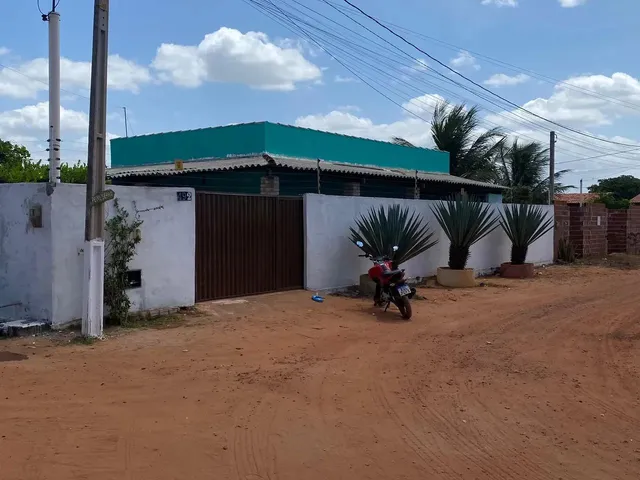 Imagem: Casa de 3 Quartos Sendo 1 Suíte e Piscina