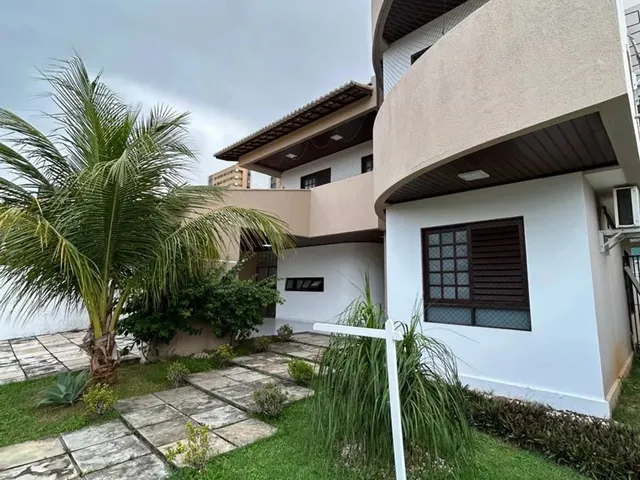 Imagem: Casa Duplex em Condomínio Fechado - Cidade