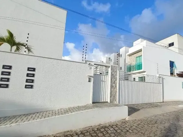 Imagem: Casa Tríplex em Condomínio Fechado - Nova