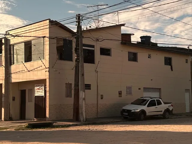 Imagem 2: Vende-Se Casa de Esquina Duplex