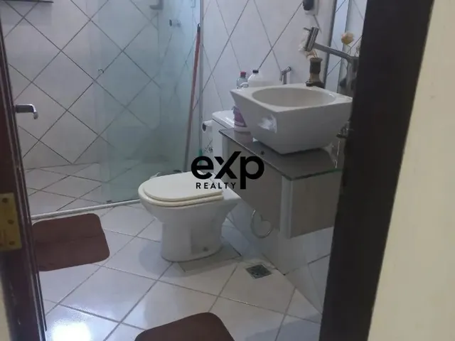 Imagem 14: Casa com 5 Cômodos, Sendo na Casa Principal, Uma Suite com Closet, Duas Semi-Suites