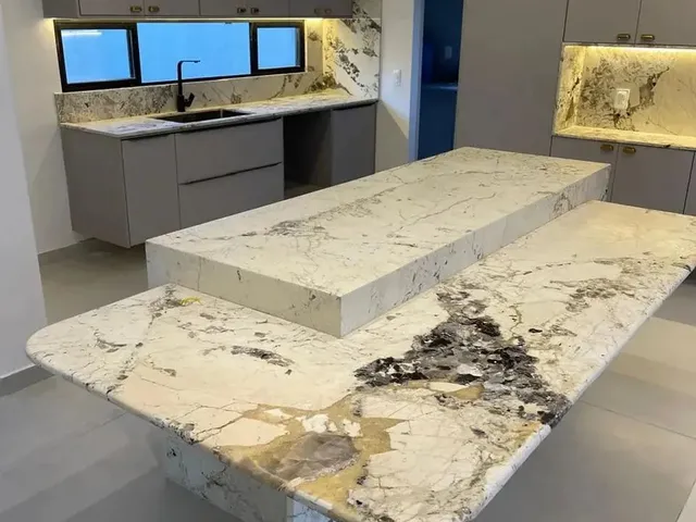 Imagem 6: Vende-Se Sobrado com 268M² com 4Suites no Coondomínio Vila Flor, Pium/Rn!