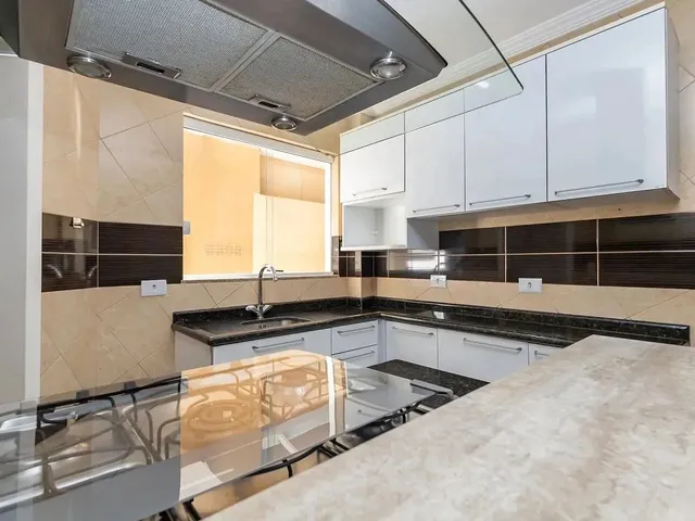 Imagem 3: Barreirinha, Sobrado Triplex em Condomínio, Mobiliado, 3 Quartos, Suíte, Localização