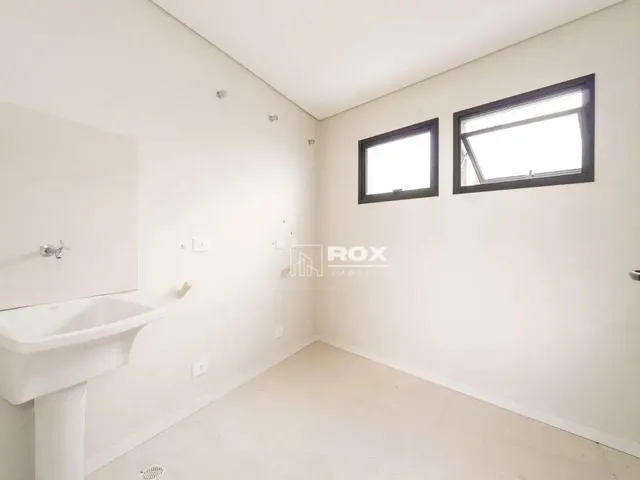 Imagem 7: Casa com 3 Quartos 1 Suíte À Venda, 242 M² - Abranches, Curitiba/Pr