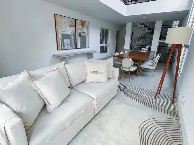 Imagem: Casa Semimobiliada em Condomínio no Bairro