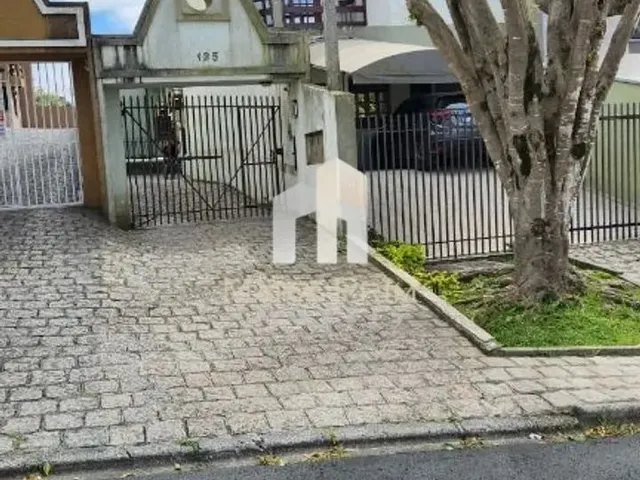 Imagem 1: Sobrado com 4 Dormitórios À Venda por R$680.000,00,138M² - Tarumã - Curitiba/Pr