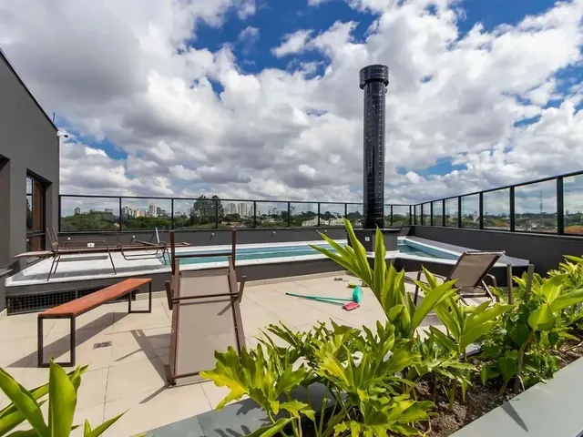 Imagem 2: Imóvel para Venda com 75 Metros Quadrados com 3 Quartos em Tarumã - Curitiba - Pr