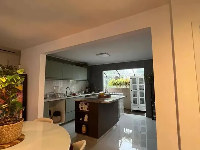 Imagem 12: Luxo e Conforto: Casa de 238M² com Rooftop e 5 Dormitórios!
