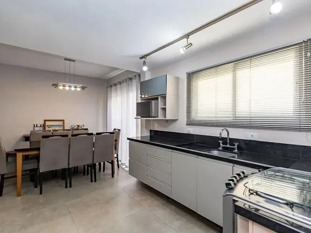 Imagem 10: Sobrado com 3 Quartos Sendo Uma Suite no Atuba