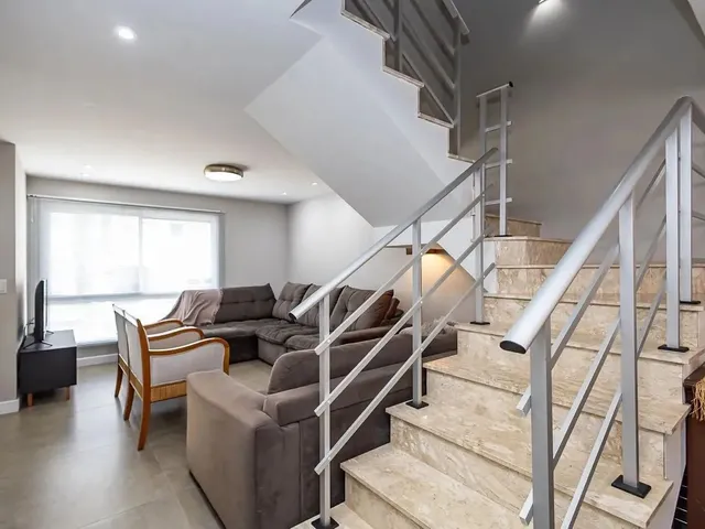Imagem 5: Sobrado com 3 Quartos Sendo Uma Suite no Atuba