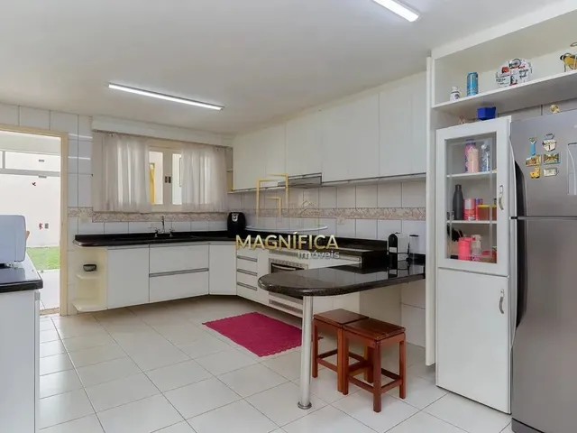 Imagem 4: Sobrado À Venda para Você Que Busca Conforto e Comodidade no Tarumã!