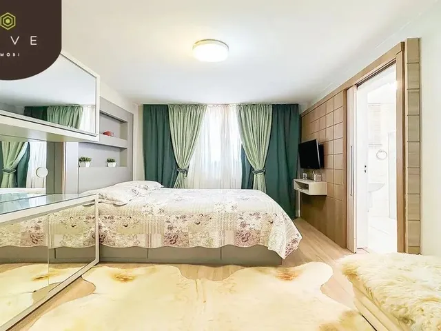Imagem 13: Sobrado Espaçoso com 03 Quartos, Sendo 01 Suíte, 03 Vagas de Garagem no Tarumã!
