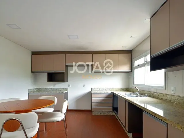 Imagem 6: Casa em Condomínio com 4 Quartos Próximo Ao Parque São Lourenço Casa em Condomínio