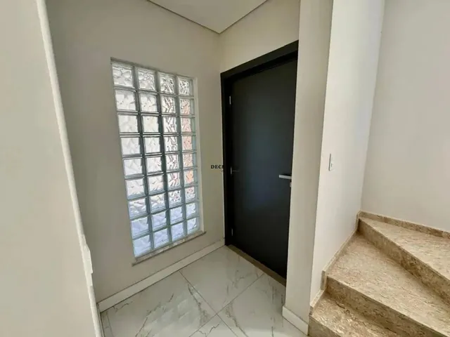 Imagem 15: Sobrado no Bairro do Pilarzinho com 180M², 4 Dormitórios ( Sendo 2 Suítes ) e 3 Vagas