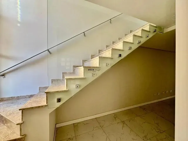 Imagem 9: Sobrado no Bairro do Pilarzinho com 180M², 4 Dormitórios ( Sendo 2 Suítes ) e 3 Vagas
