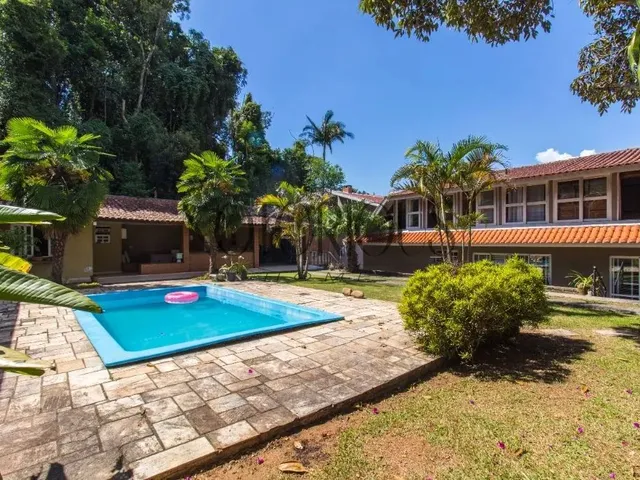 Imagem: Casa para Venda em Curitiba / Pr no Bairro