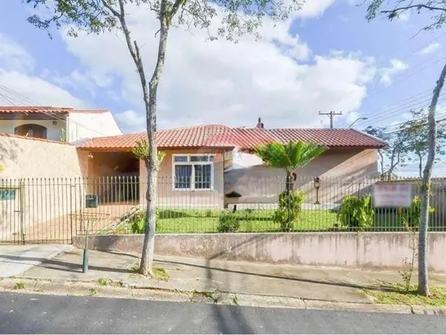 Imagem: Casa Térrea com 210M² de Área Útil