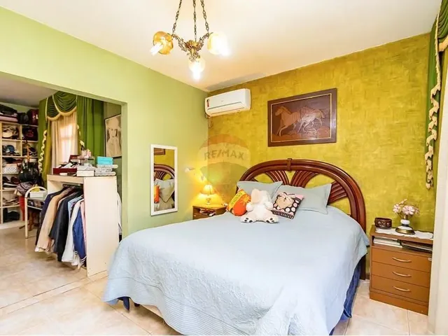 Imagem 4: Valor Abaixo de Mercado: Casa Térrea com 380M²Úteis, com 5 Quartos e 6 Vagas no Bairro