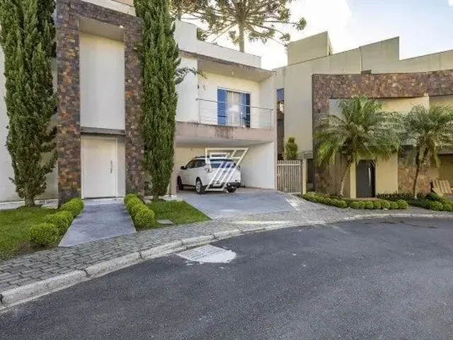 Imagem: Casa em Condomínio com 3 Suítes - Bacacheri