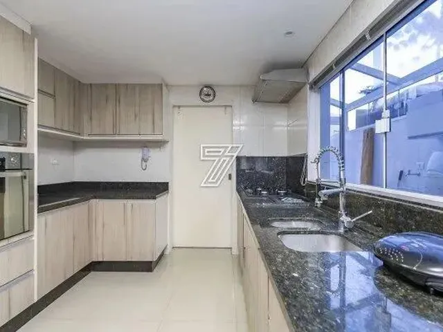 Imagem 4: Casa em Condomínio com 3 Suítes - Bacacheri