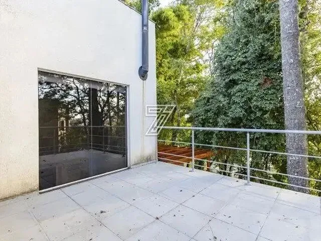 Imagem 2: Casa em Condomínio com 3 Suítes - Bacacheri