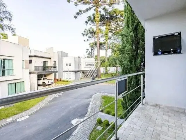 Imagem 3: Casa em Condomínio com 3 Suítes - Bacacheri