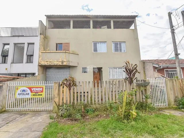 Imagem: Excelente Sobrado de 4 Quartos no Pilarzinho