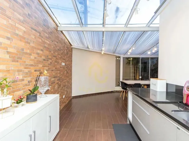 Imagem 8: Sobrado Triplex À Venda no Bacacheri 3 Quartos, Suíte com Hidro, Espaço Gourmet e 2