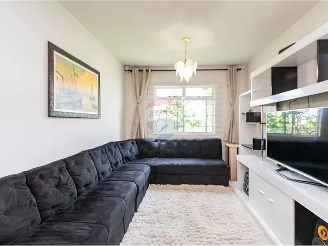 Imagem 9: Sobrado Duplex À Venda na Rua Rolando Salin Zappa Mansur, 335 Cachoeira Curitiba/Pr