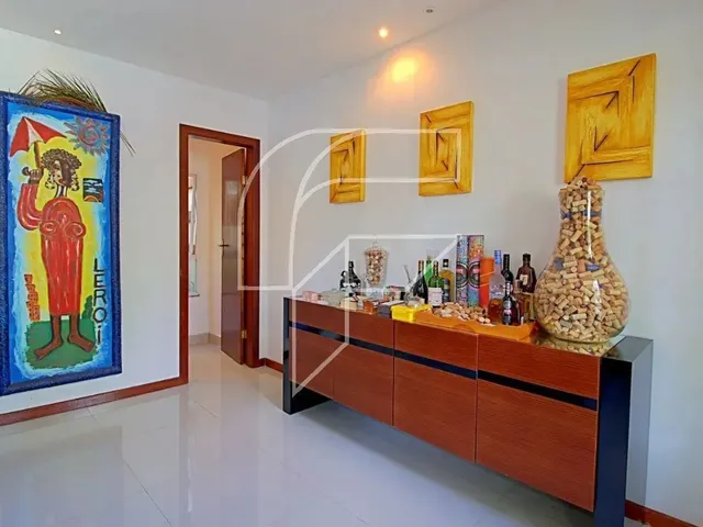 Imagem 11: Imóvel para Venda Tem 400 Metros Quadrados com 4 Quartos em Enseada Azul - Guarapari - Es