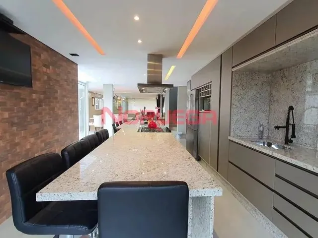 Imagem: Imperdível Casa À Venda em Curitiba-Pr