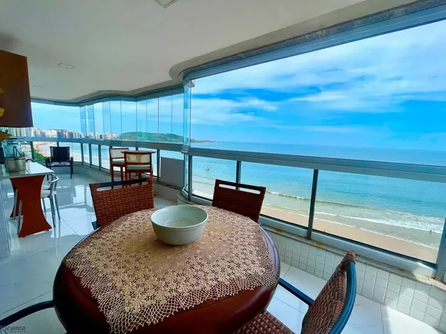 Imagem: Apartamento 4 Suítes À Venda de Frente