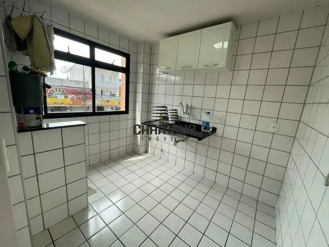 Imagem 2: Apartamento com 2 Quartos e Varanda para Venda em Meaípe - Guarapari/Es